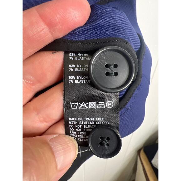 AWAY Travel NWT The Better Blazer Travel Blazer in Navy Size XS - Picture 6 of 7